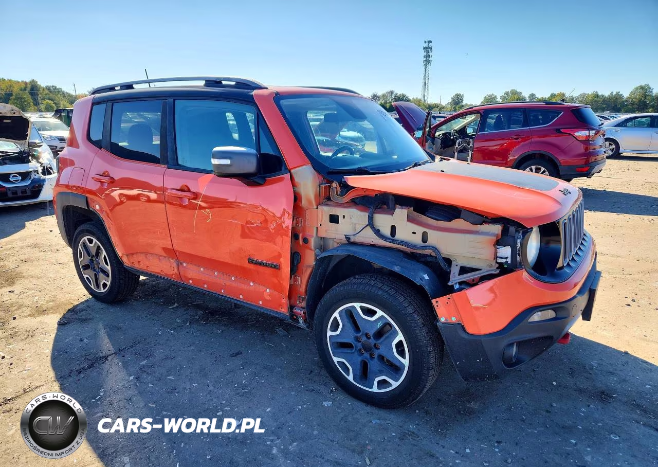 2015 Jeep Renegade Trailhawk VIN:ZACCJBCT2FPB22387 - 4