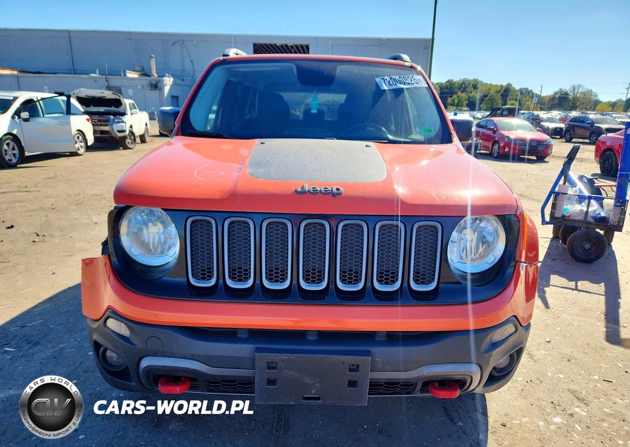 2015 Jeep Renegade Trailhawk VIN:ZACCJBCT2FPB22387 - 5