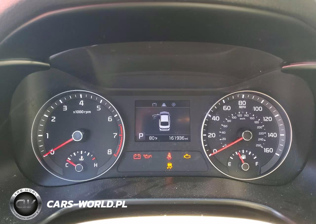 2019 Kia Forte Lxs VIN:3KPF24AD1KE014836 - 9