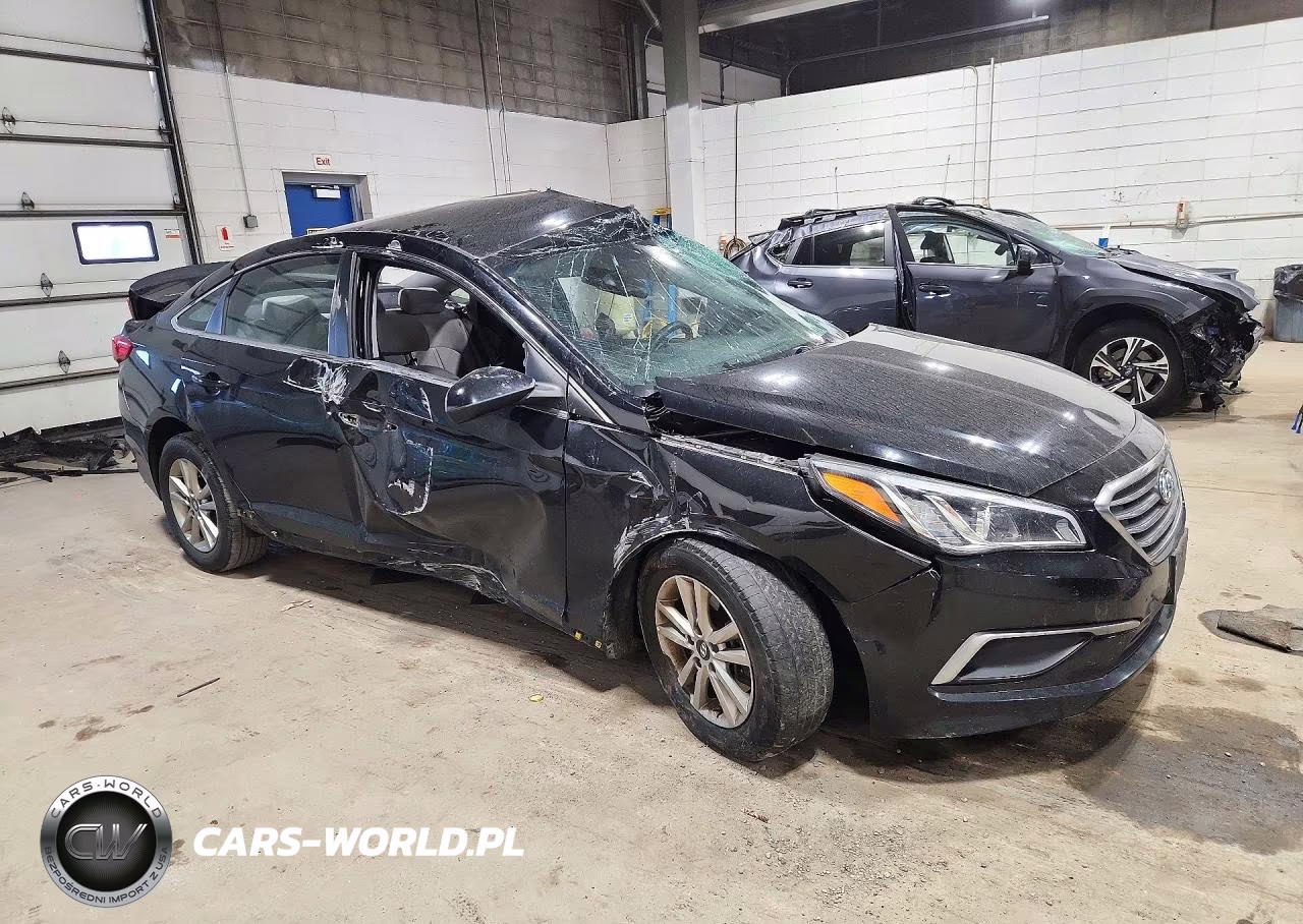 2016 Hyundai Sonata Se VIN:5NPE24AF0GH366399 - 4