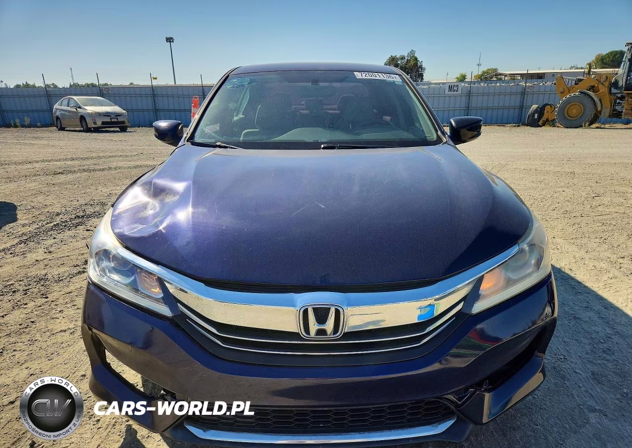 2017 Honda Accord Lx VIN:1HGCR2F3XHA200729 - 5