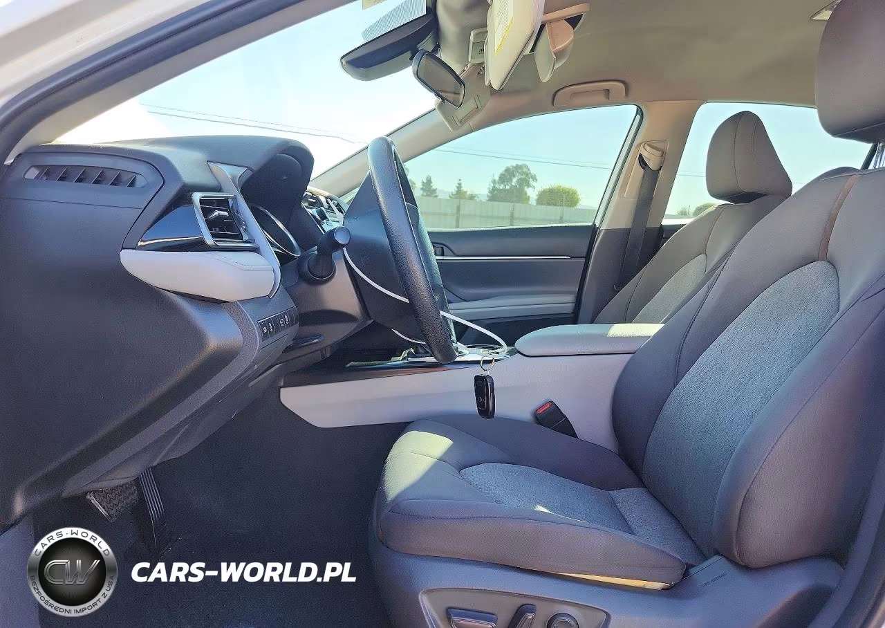 2019 Toyota Camry Le VIN:4T1B31HKXKU008822 - 7
