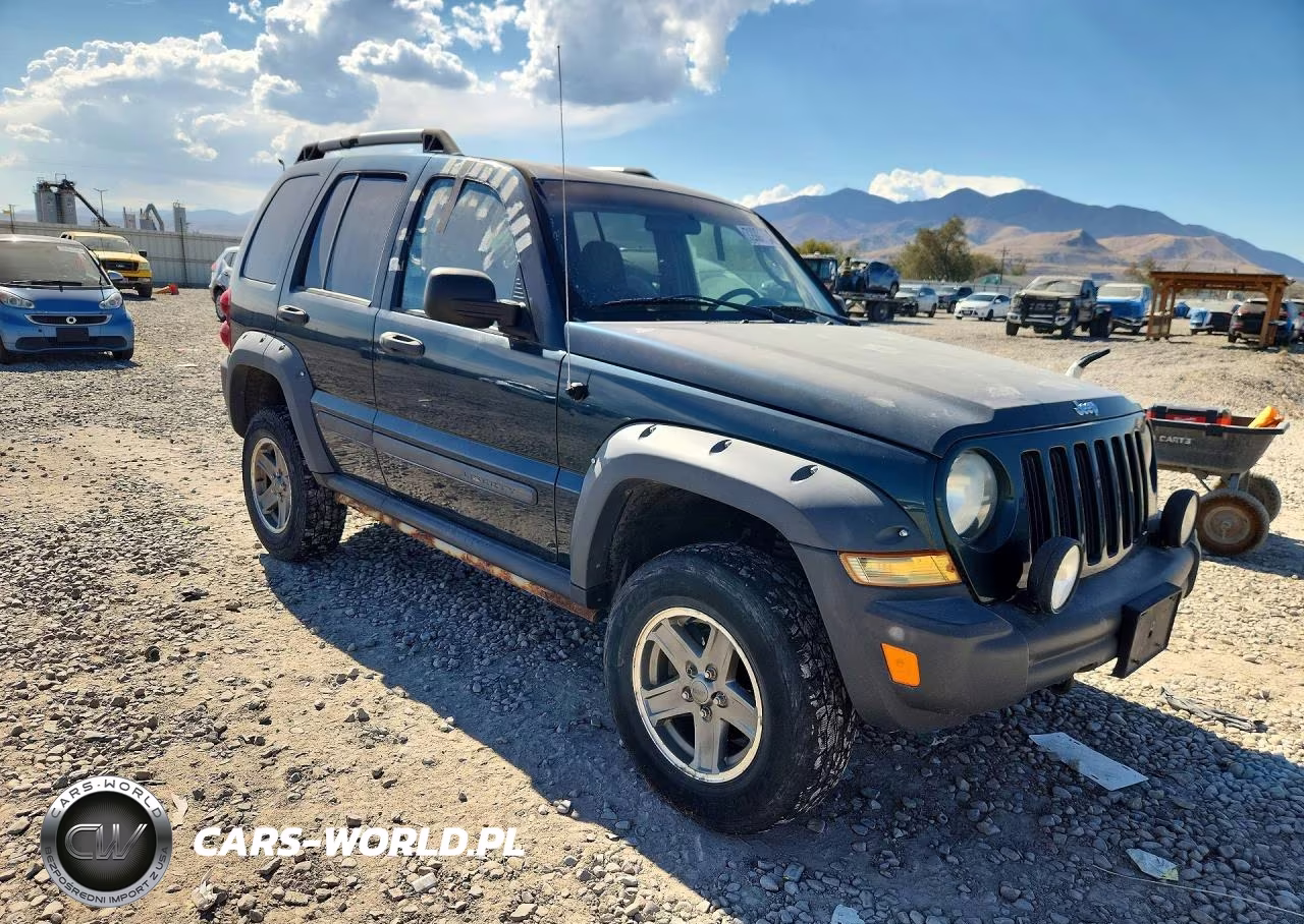 2005 Jeep Liberty Renegade VIN:1J4GL38K55W514972 - 4