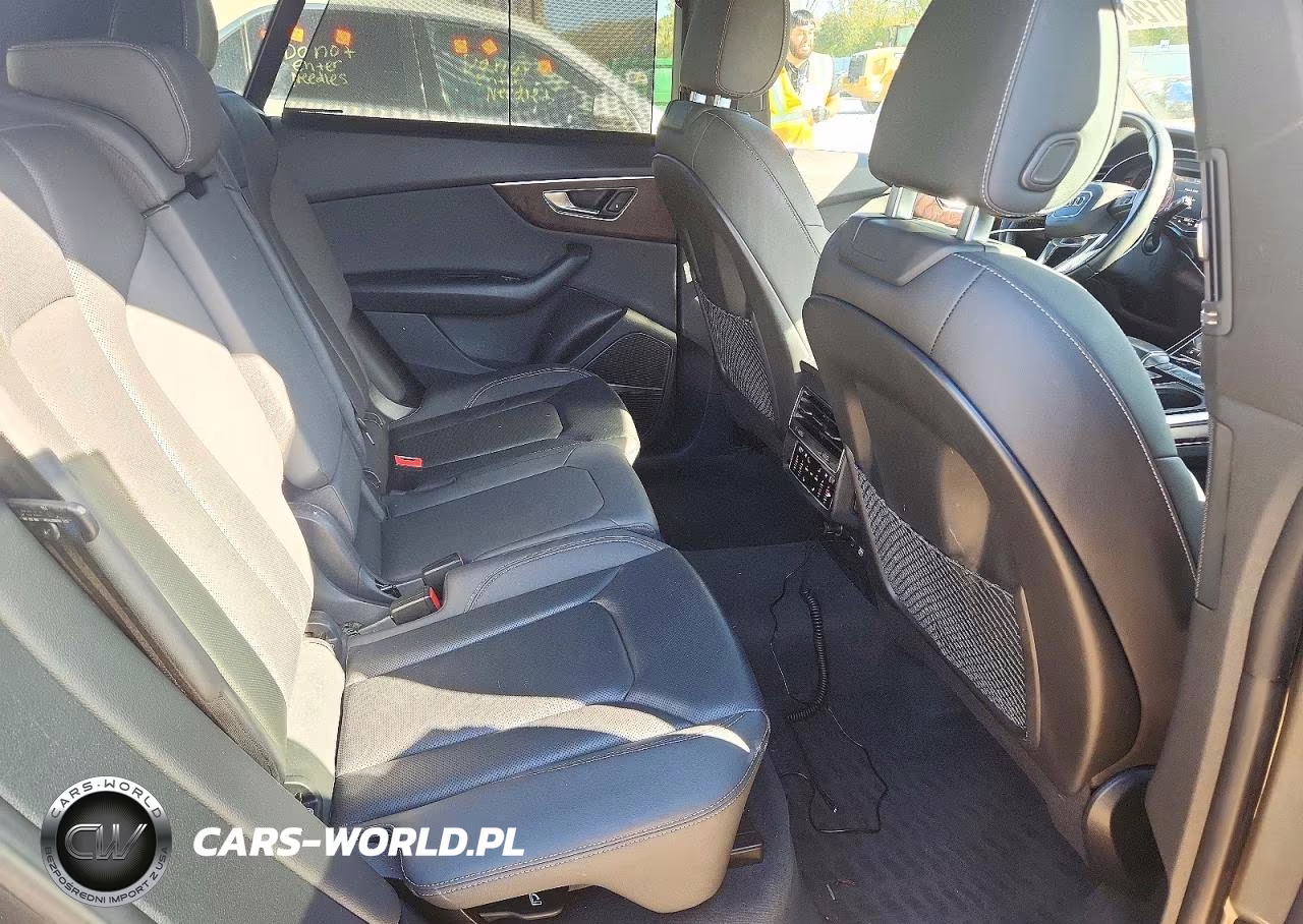 2019 Audi Q8 Prestige S-Line VIN:WA1FVAF12KD023058 - 10