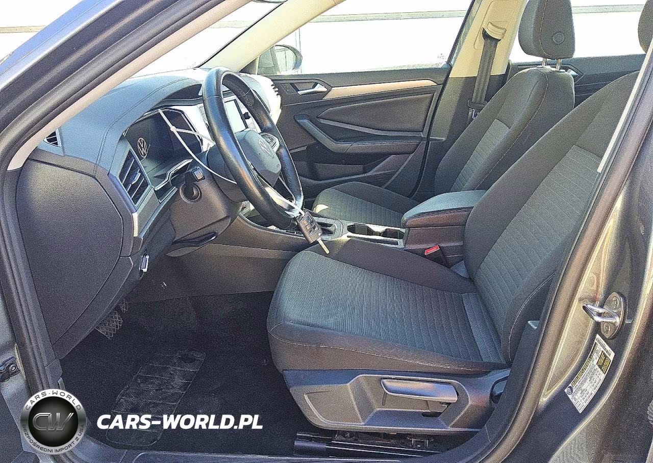 2024 Volkswagen Jetta S VIN:3VW5M7BU6RM054591 - 7