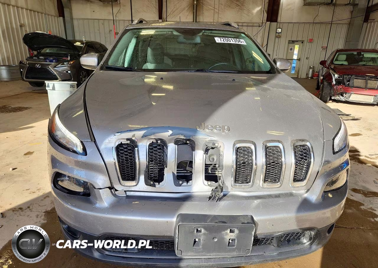2017 Jeep Cherokee Latitude VIN:1C4PJMCS9HW564481 - 5