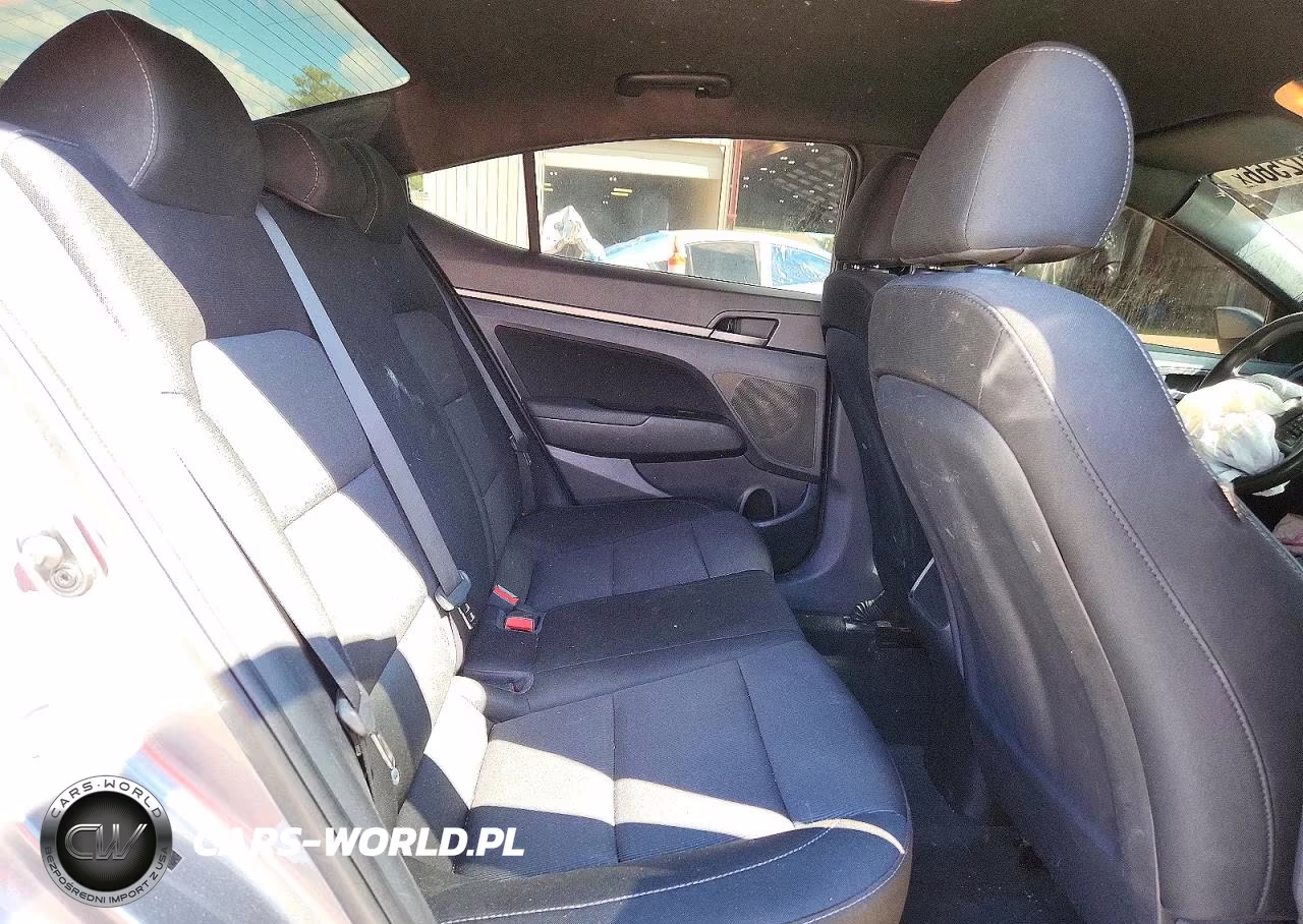 2018 Hyundai Elantra Sel VIN:5NPD84LF6JH256665 - 10