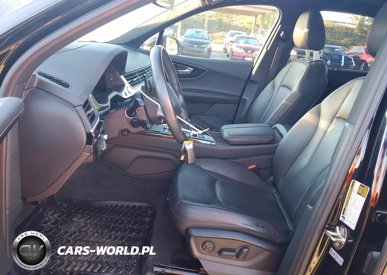 2017 Audi Q7 Prestige VIN:WA1VAAF75HD027061 - 7