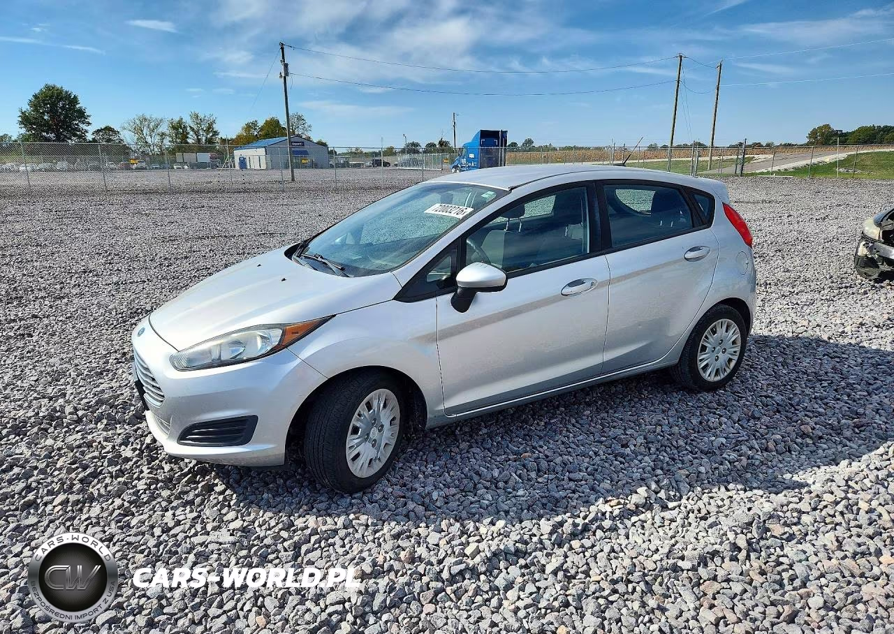 2016 Ford Fiesta S – zdjęcie 1 z 12