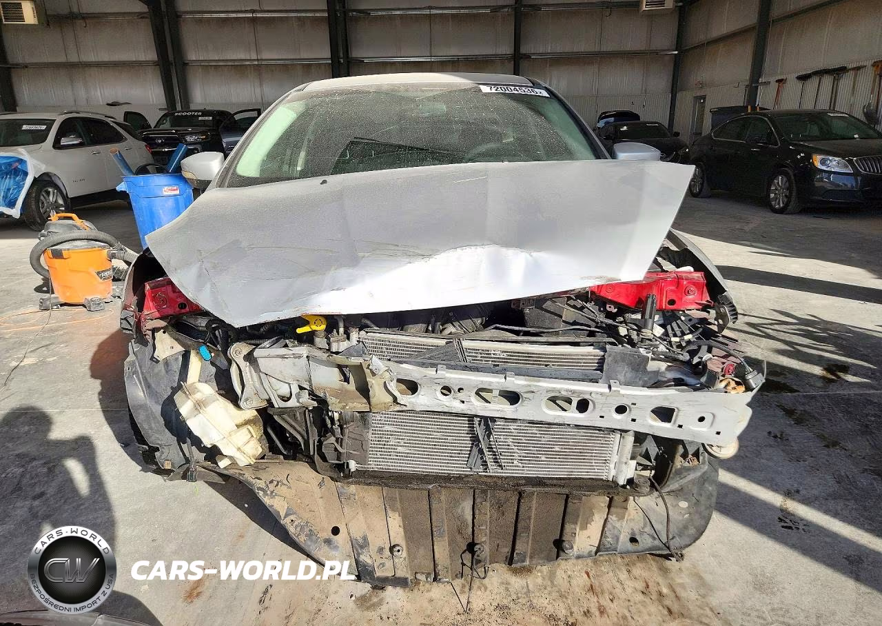 2017 Ford Focus Se VIN:1FADP3F25HL317294 - 5
