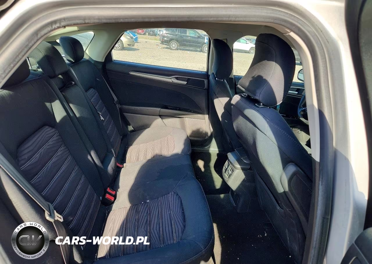 2016 Ford Fusion Se VIN:3FA6P0H7XGR158188 - 10