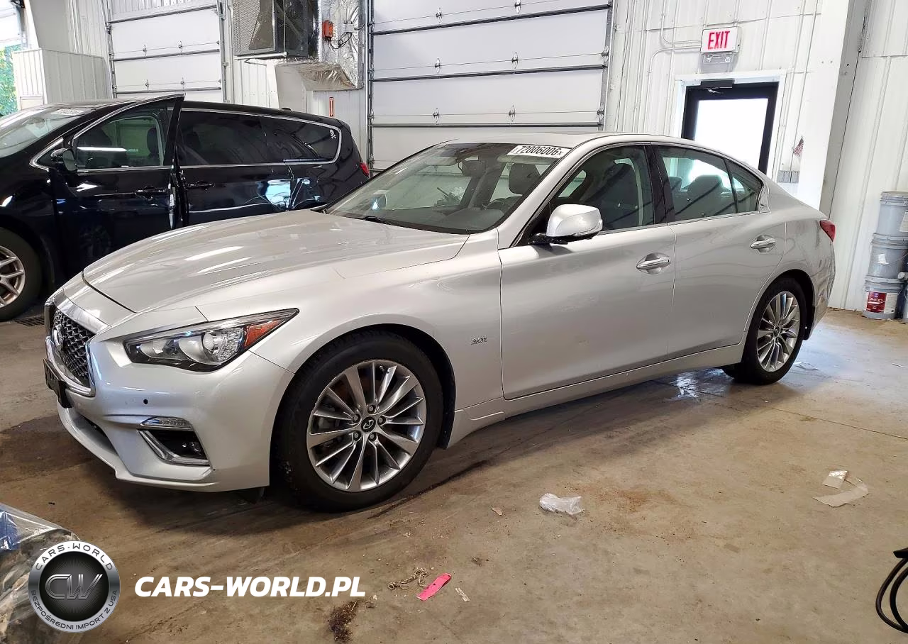 2018 Infiniti Q50 Luxe VIN:JN1EV7AR6JM437043 - 1