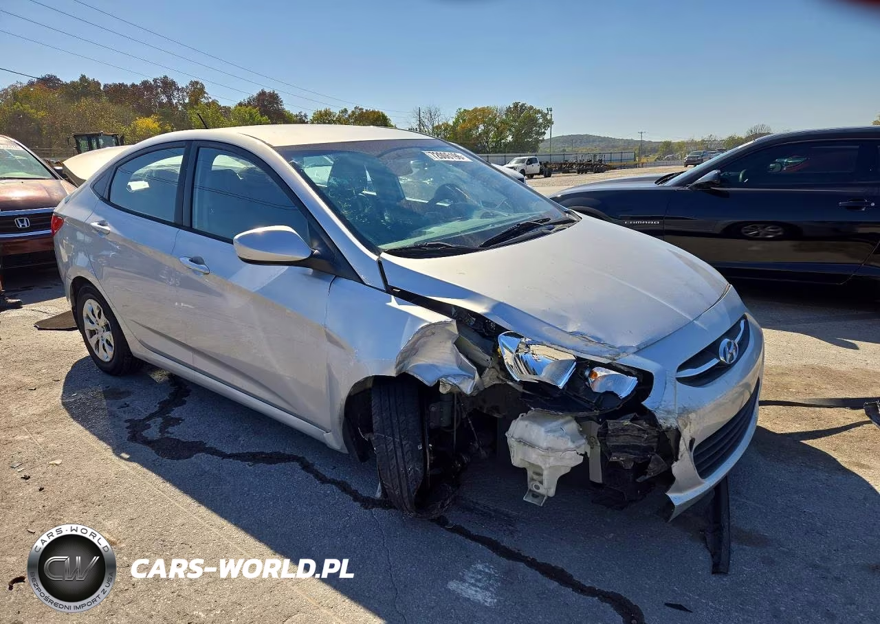 2015 Hyundai Accent Gls VIN:KMHCT4AE2FU936897 - 4