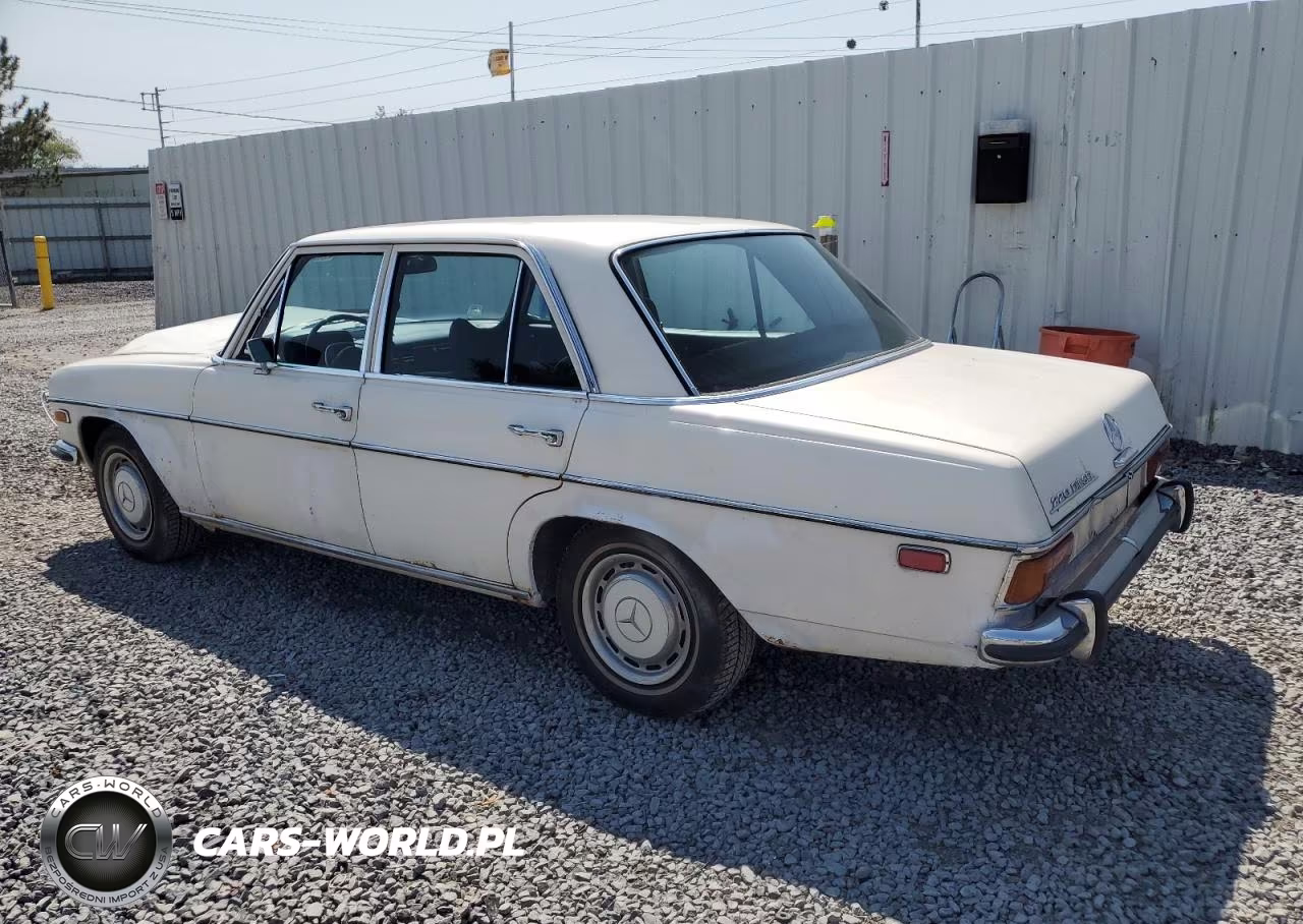1970 Mercedes-Benz 220D VIN:11511012102532 - 2