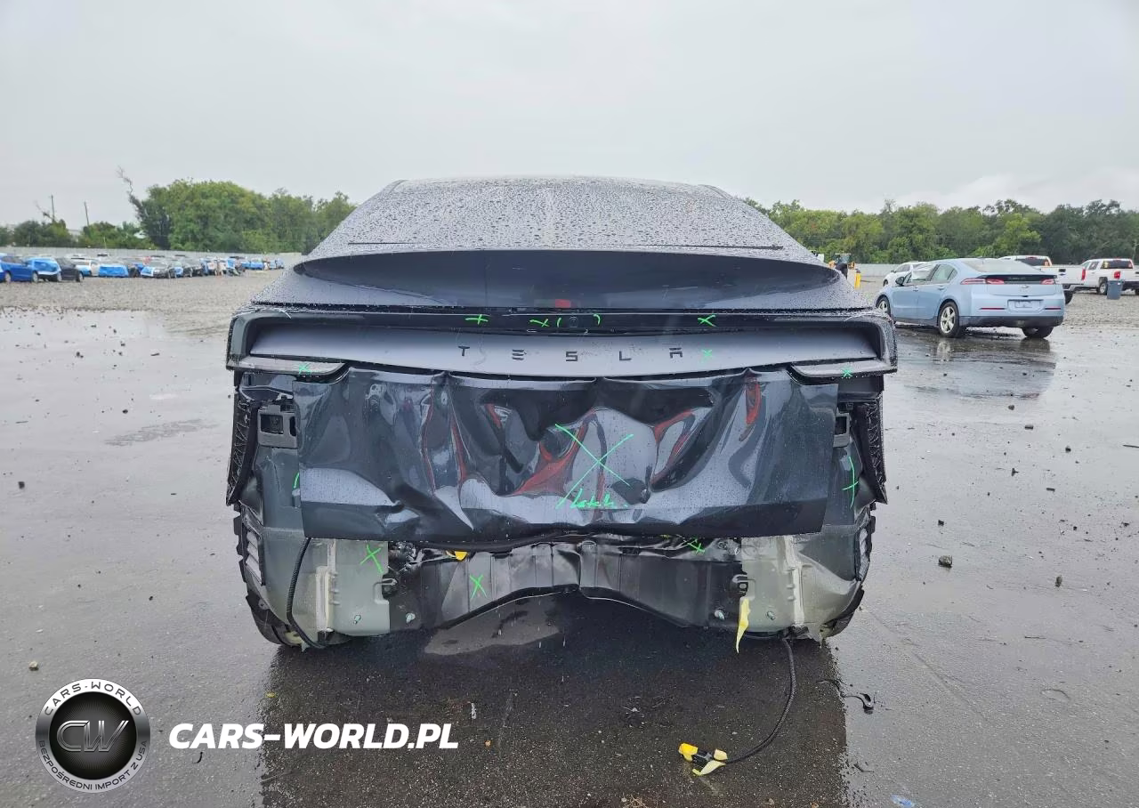 2026 Tesla Model Y VIN:7SAYGDED5TA684938 - 6