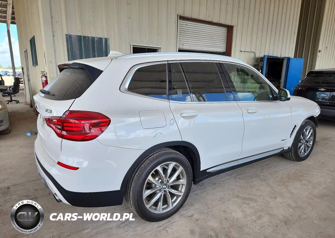 2018 BMW X3 xDrive30I VIN:5UXTR9C59JLC74829 - 3