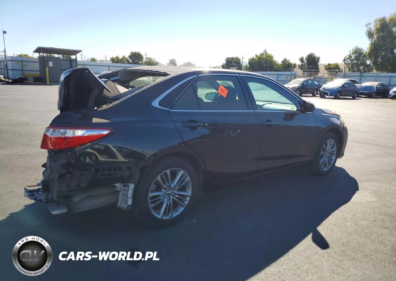 2016 Toyota Camry Se VIN:4T1BF1FK9GU232018 - 3
