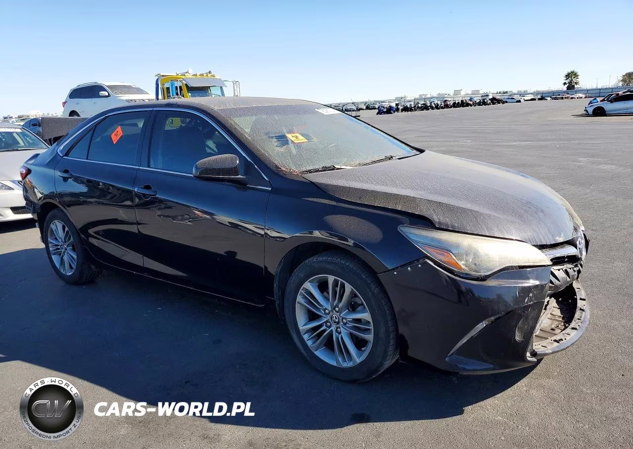 2016 Toyota Camry Se VIN:4T1BF1FK9GU232018 - 4