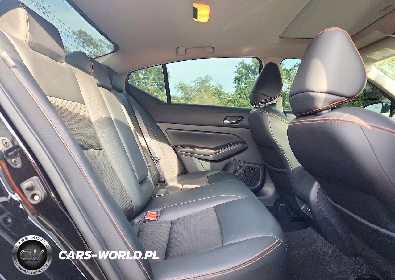 2019 Nissan Altima Sr VIN:1N4BL4CV0KN316055 - 10