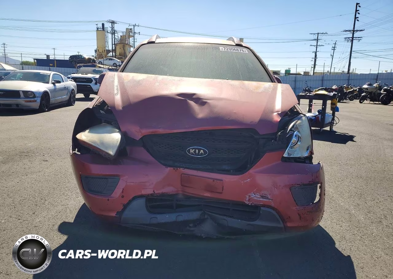2007 Kia Rondo Lx VIN:KNAFG525077027385 - 5