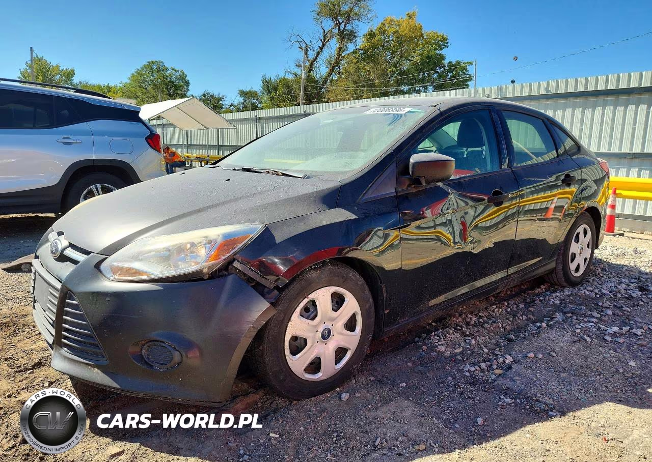 2014 Ford Focus S – zdjęcie 1 z 12