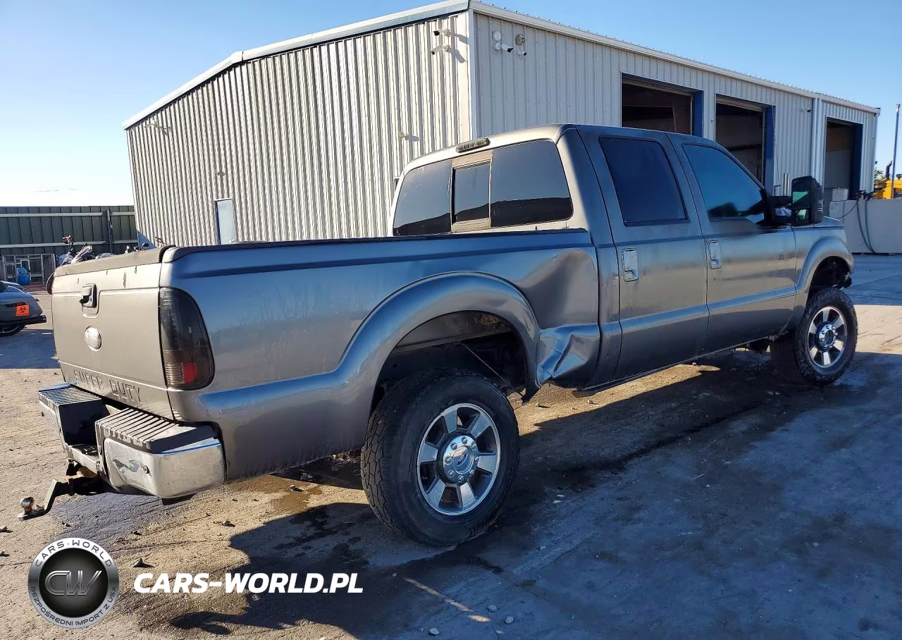 2011 Ford F250 Super Duty VIN:1FT7W2BT3BEA31331 - 3