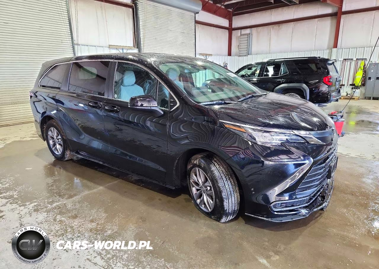 2026 Toyota Sienna Le VIN:5TDKRKEC8TS305700 - 4