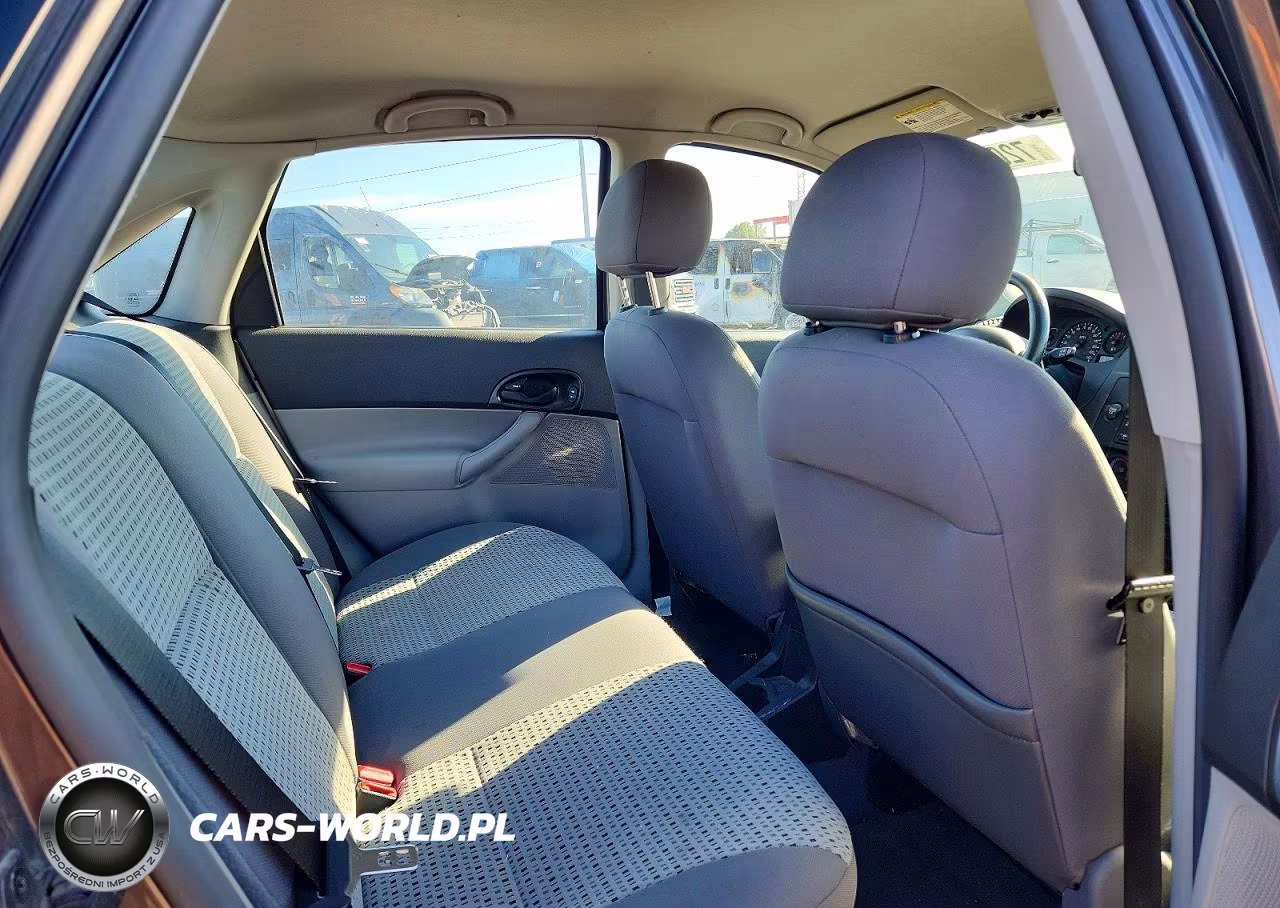 2006 Ford Focus Zx4 VIN:1FAFP34N16W227139 - 10