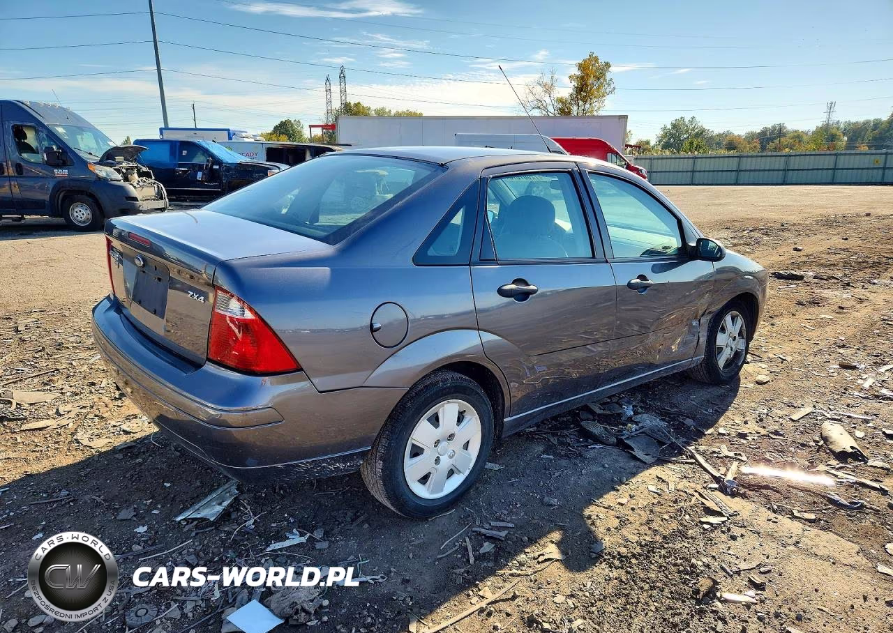 2006 Ford Focus Zx4 VIN:1FAFP34N16W227139 - 3