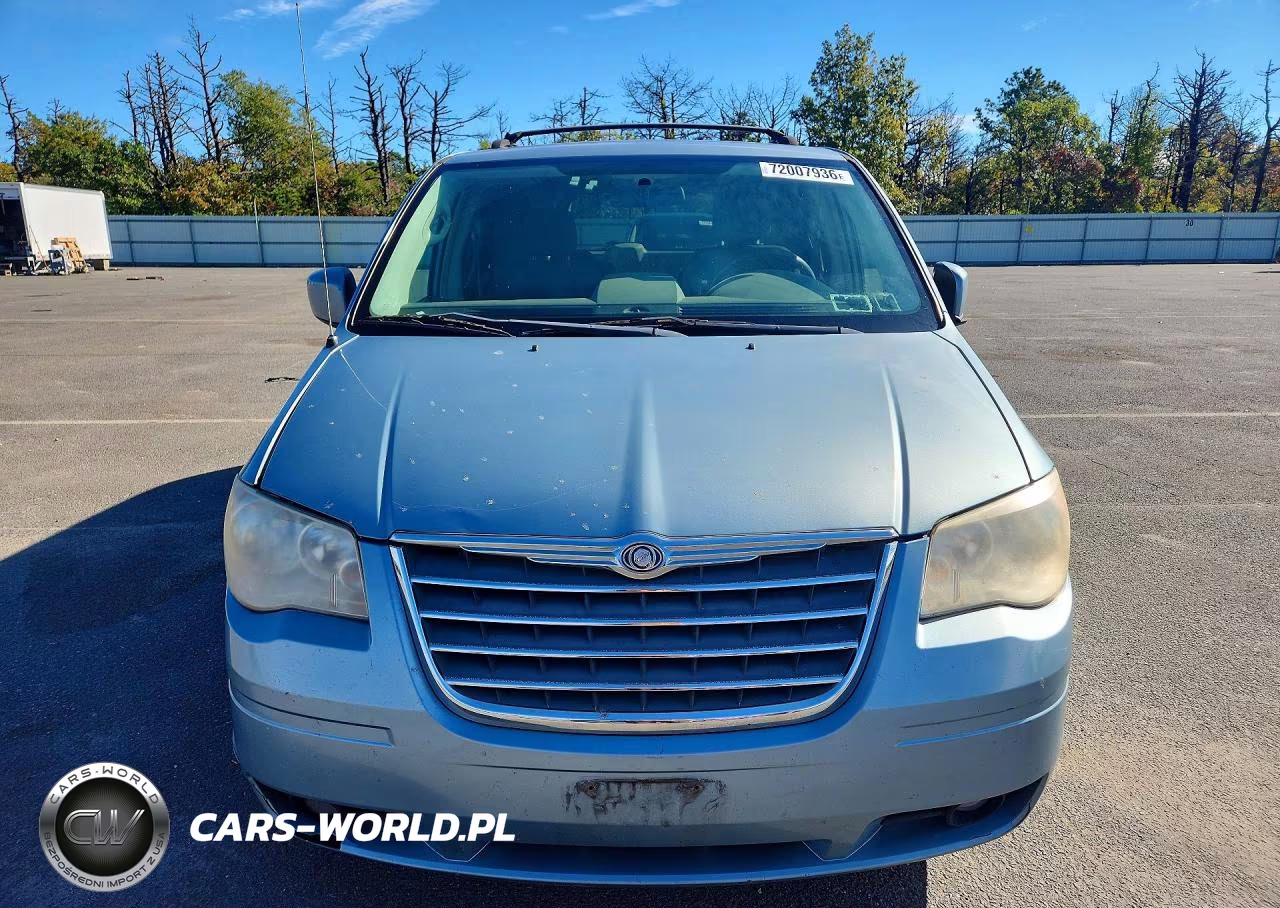 2010 Chrysler Town & Country Touring VIN:2A4RR5D12AR347733 - 5