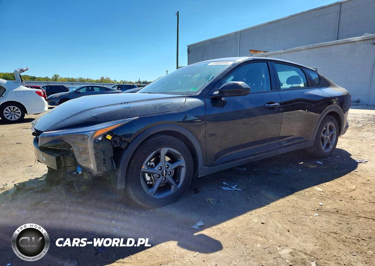 2025 Kia K4 Lxs VIN:3KPFT4DE5SE221294 - 1