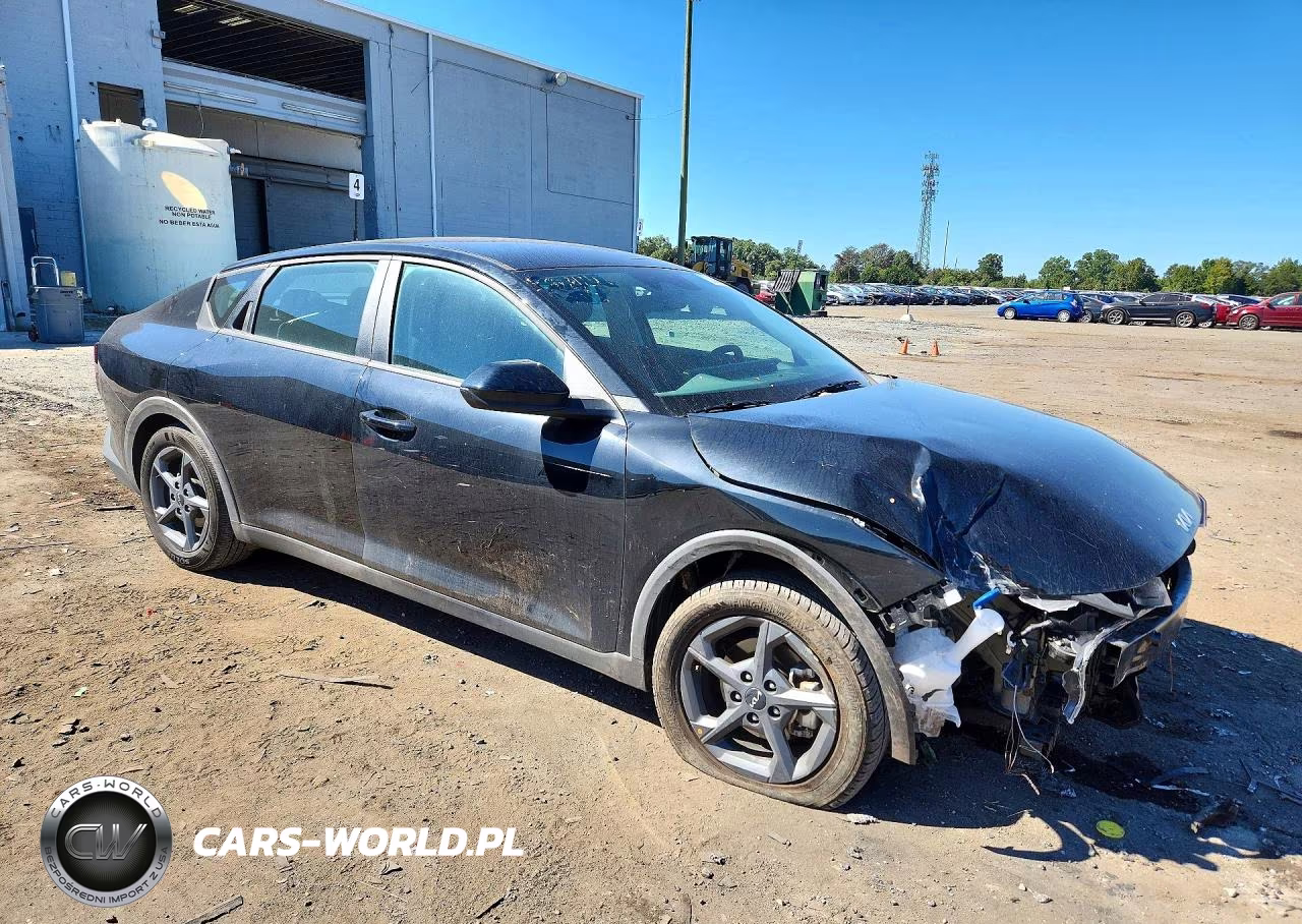 2025 Kia K4 Lxs VIN:3KPFT4DE5SE221294 - 4