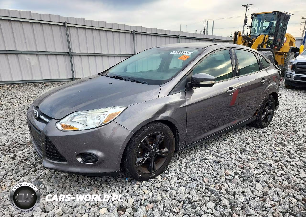 2014 Ford Focus Se VIN:1FADP3F21EL244873 - 1