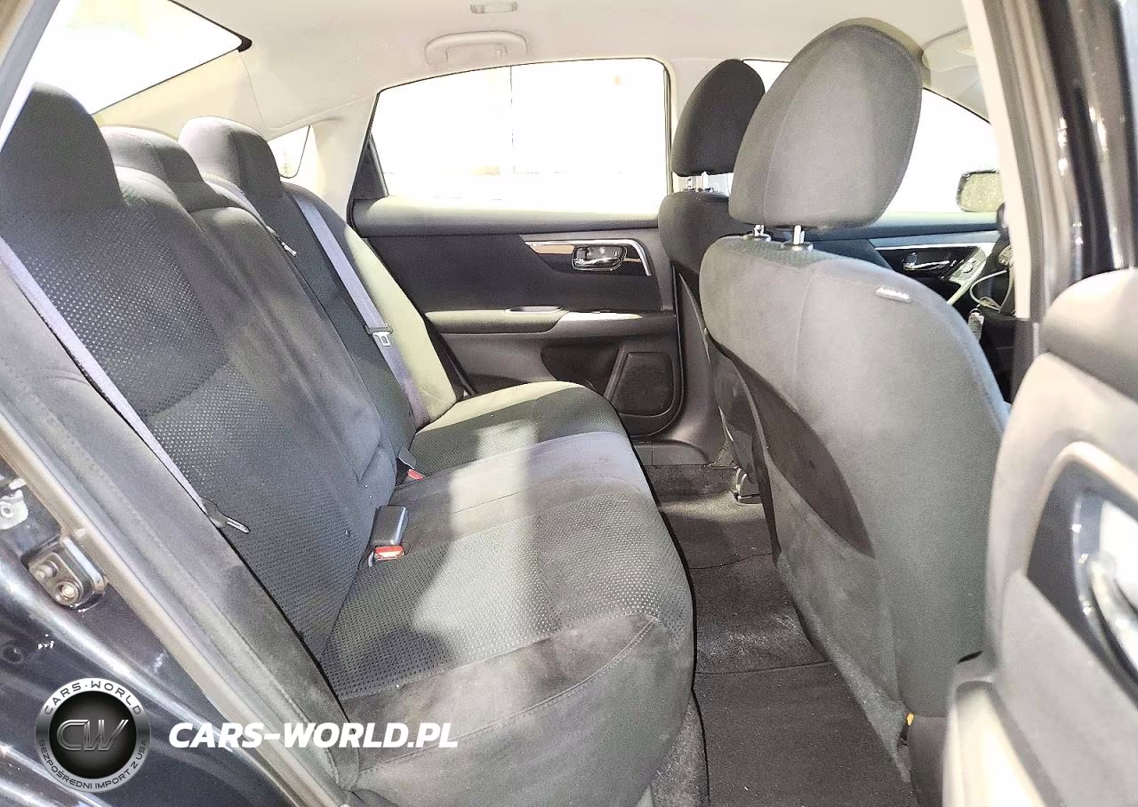 2014 Nissan Altima 2.5 S VIN:1N4AL3AP3EN371937 - 10