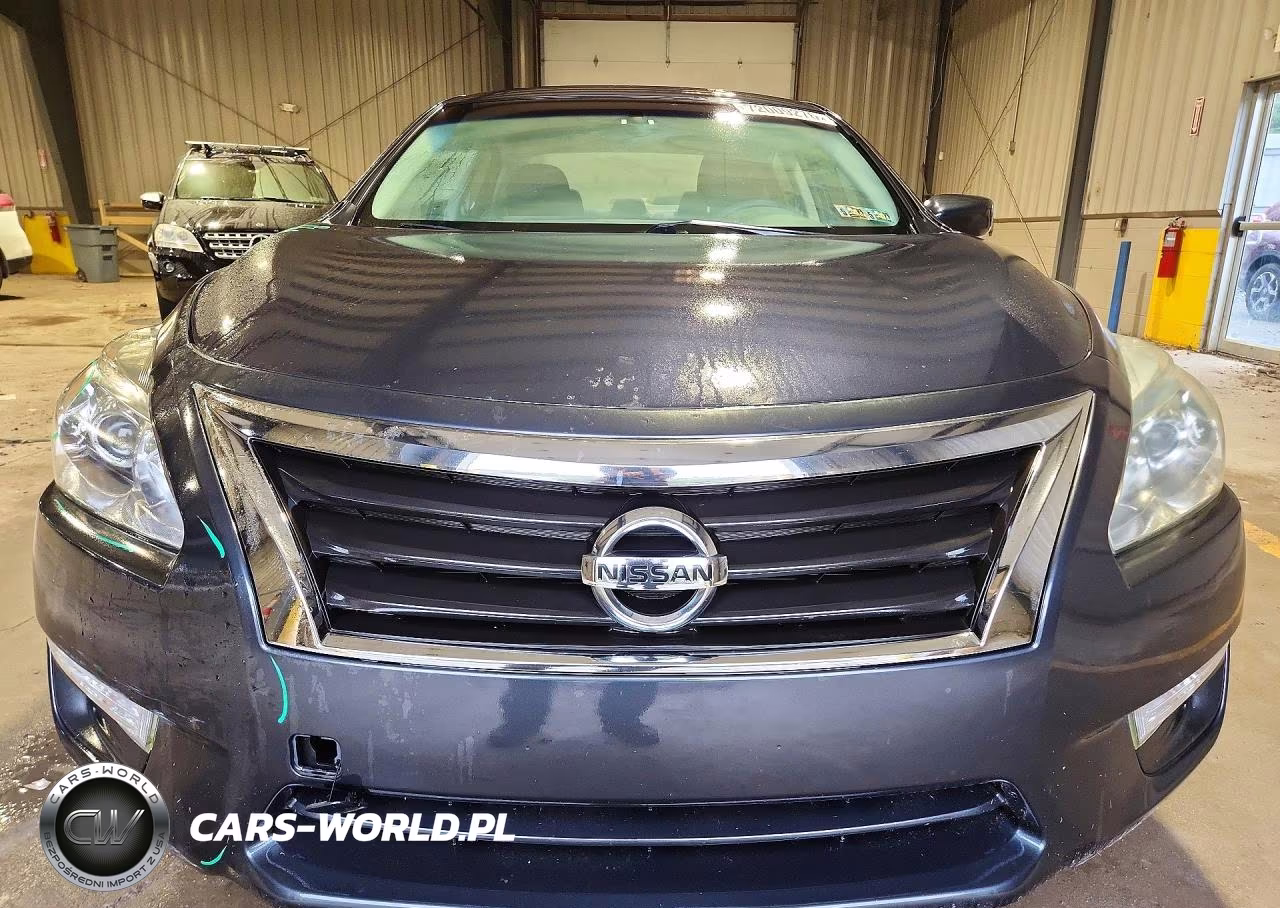 2014 Nissan Altima 2.5 S VIN:1N4AL3AP3EN371937 - 5