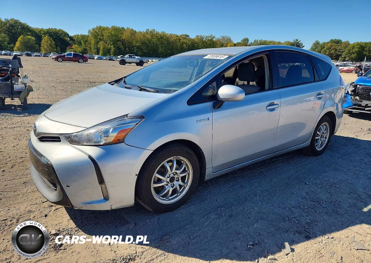 2015 Toyota Prius V Three