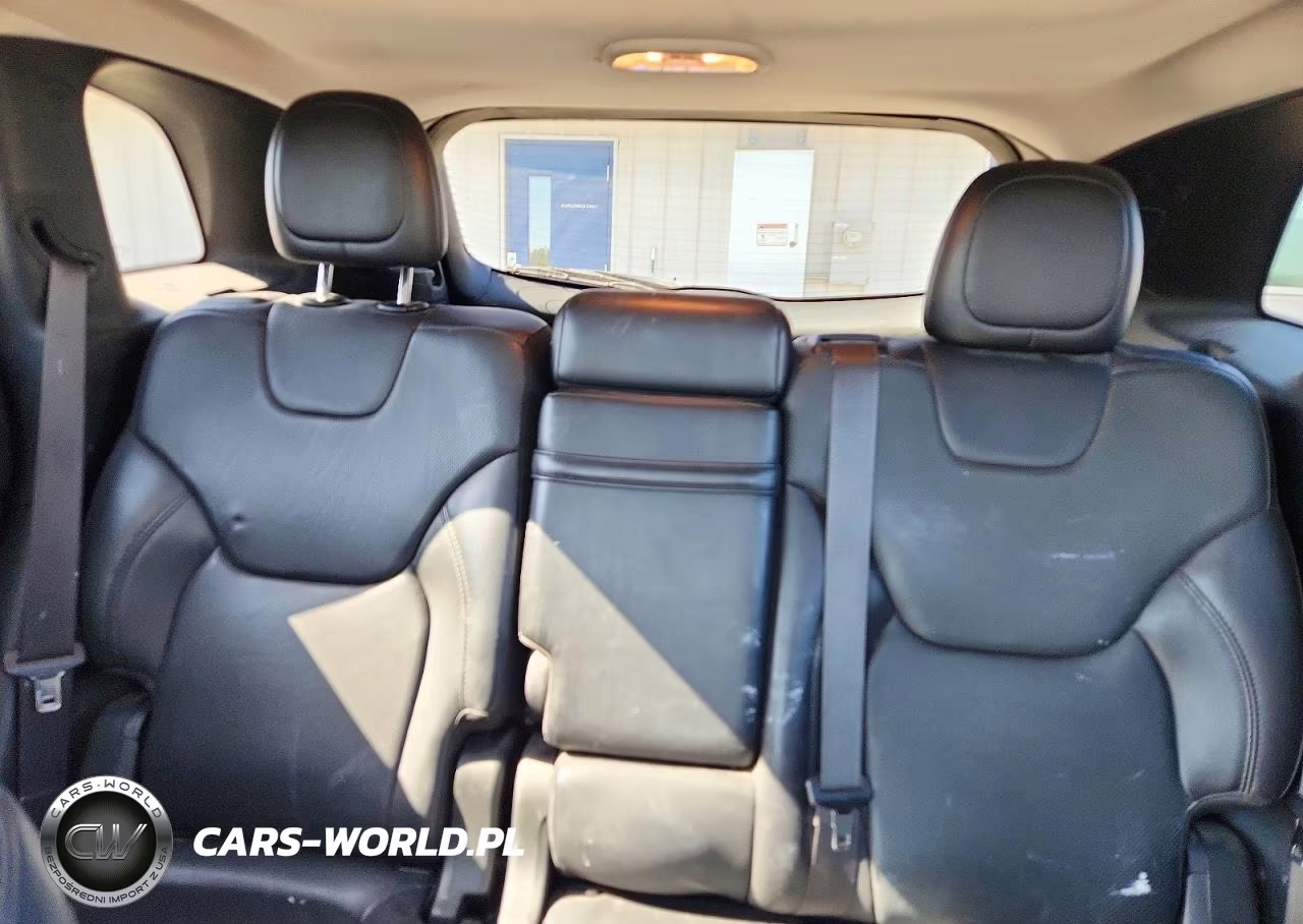 2017 Jeep Cherokee Overland VIN:1C4PJMJS7HW564451 - 10