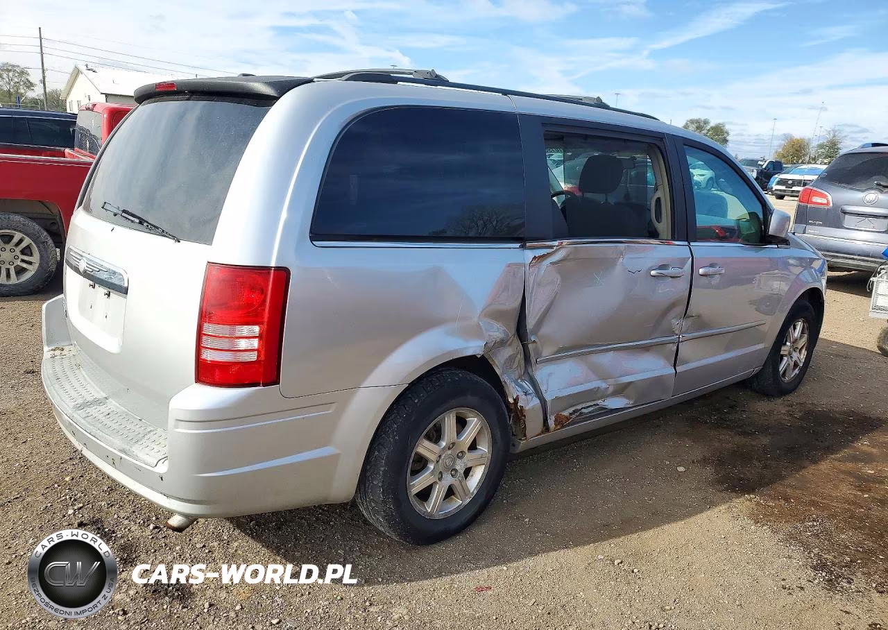 2008 Chrysler Town & Country Touring VIN:2A8HR54P58R631527 - 3