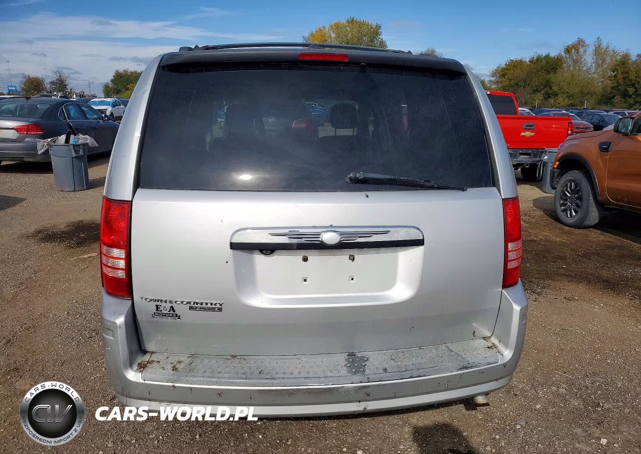 2008 Chrysler Town & Country Touring VIN:2A8HR54P58R631527 - 6