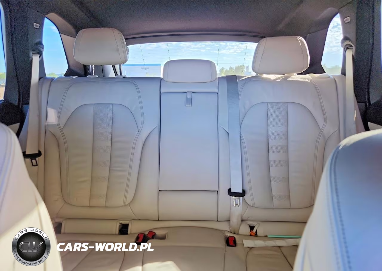 2020 BMW X5 Sdrive 40I VIN:5UXCR4C07LLT18902 - 10
