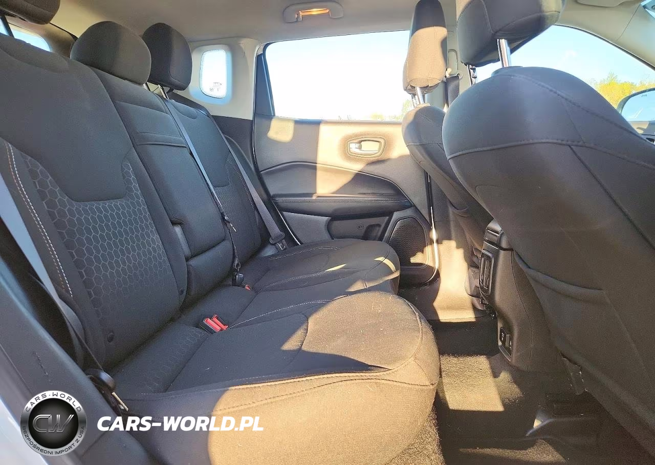 2019 Jeep Compass Sport VIN:3C4NJDAB3KT744997 - 10
