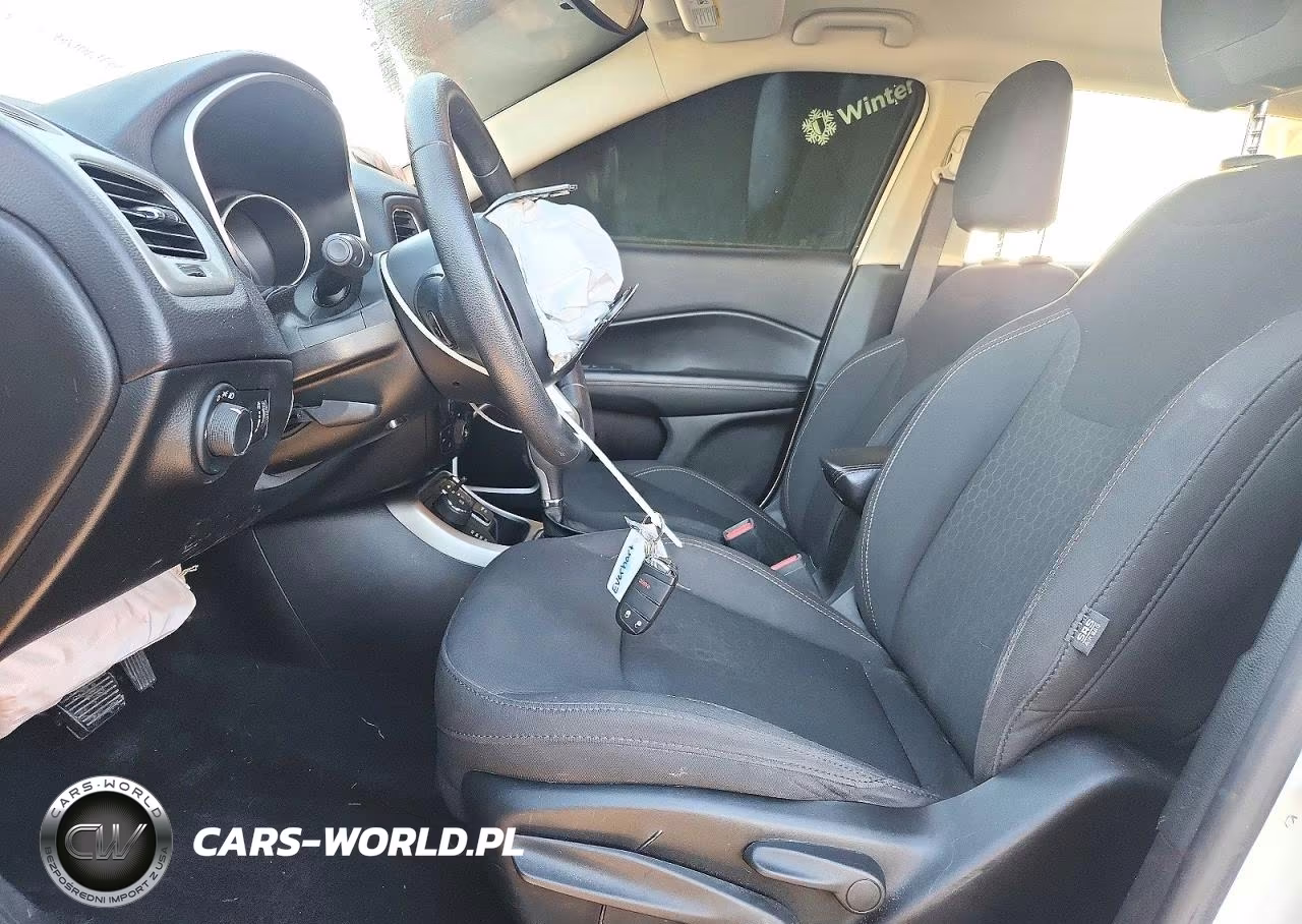 2019 Jeep Compass Sport VIN:3C4NJDAB3KT744997 - 7