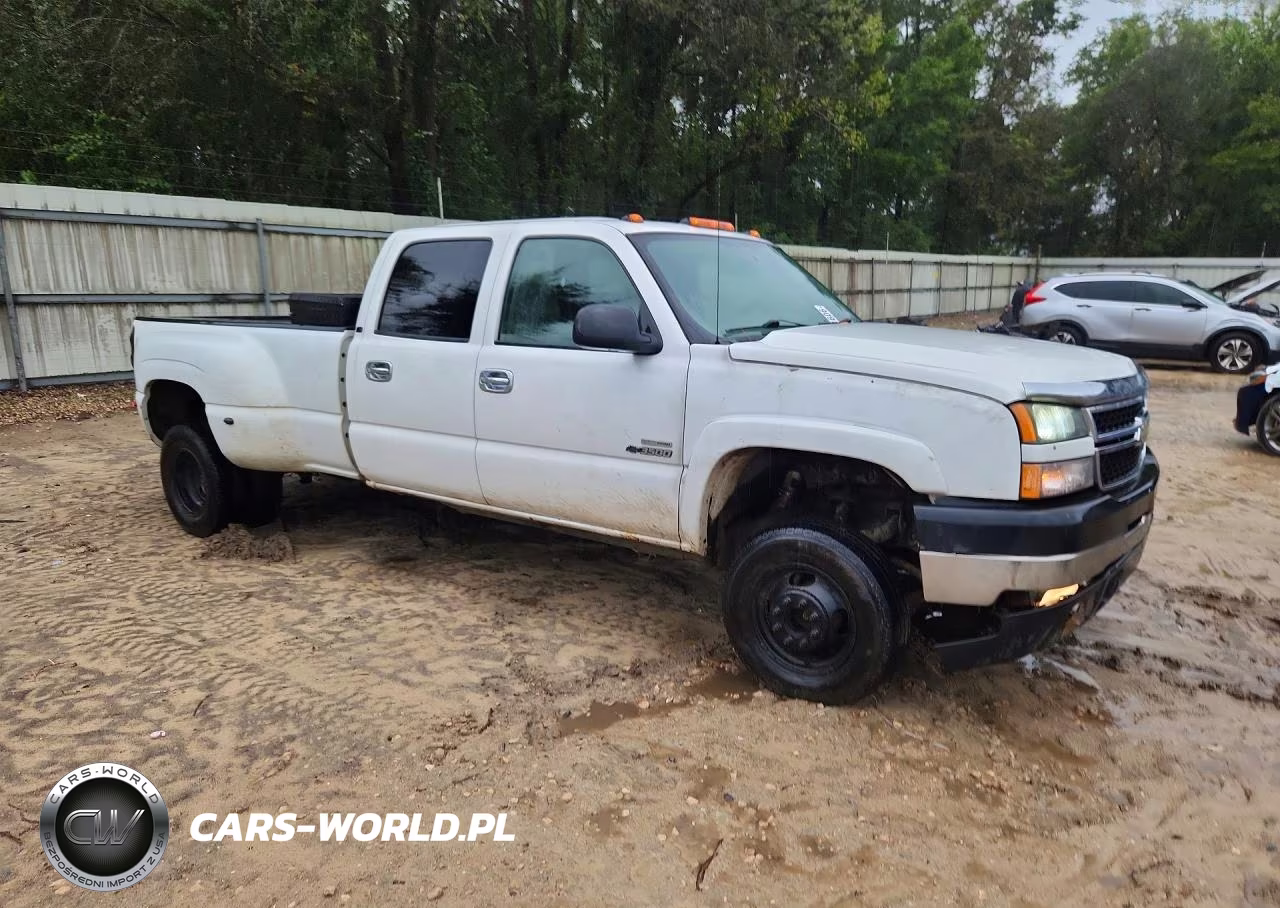 2006 Chevrolet Silverado K3500 VIN:1GCJK33D76F221549 - 4
