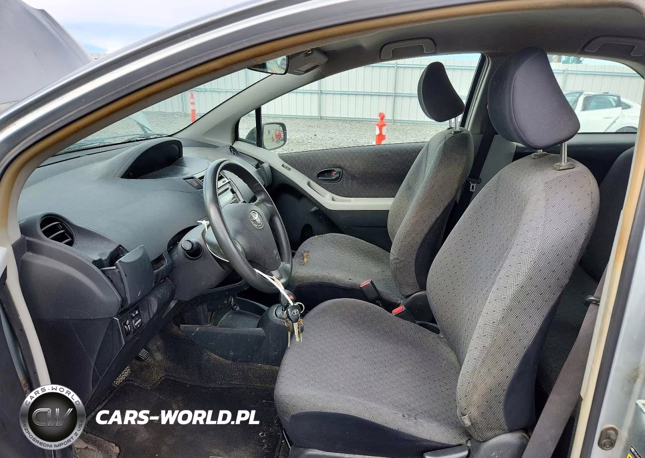 2011 Toyota Yaris Base VIN:JTDJT4K33B5341179 - 7