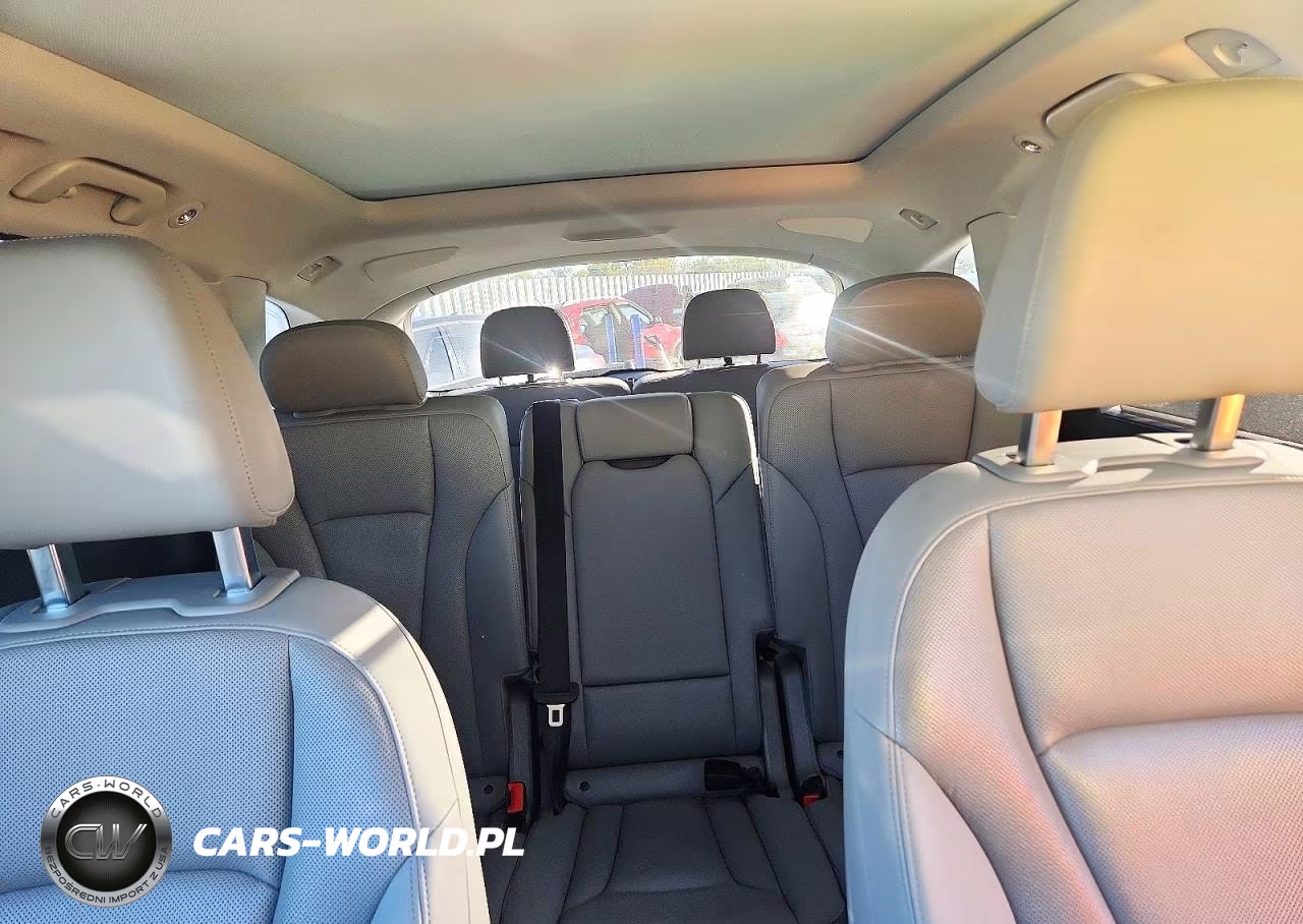 2020 Audi Q7 Premium Plus VIN:WA1LXAF75LD005480 - 10