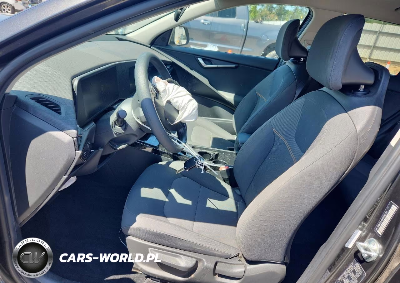2023 Kia Niro Lx VIN:KNDCP3LE6P5095579 - 7