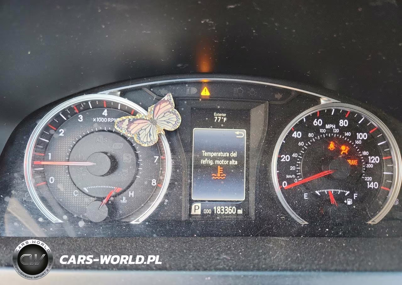 2016 Toyota Camry Se VIN:4T1BF1FK8GU184723 - 9