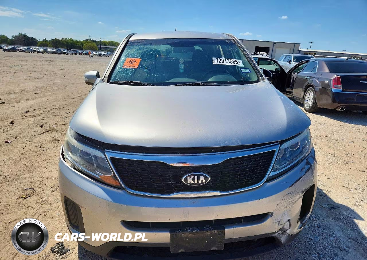 2015 Kia Sorento Lx VIN:5XYKT3A67FG580838 - 5