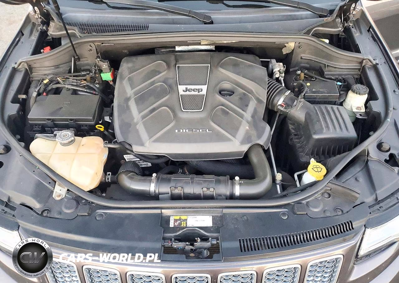 2015 Jeep Grand Cherokee Summit VIN:1C4RJFJM3FC732171 - 12