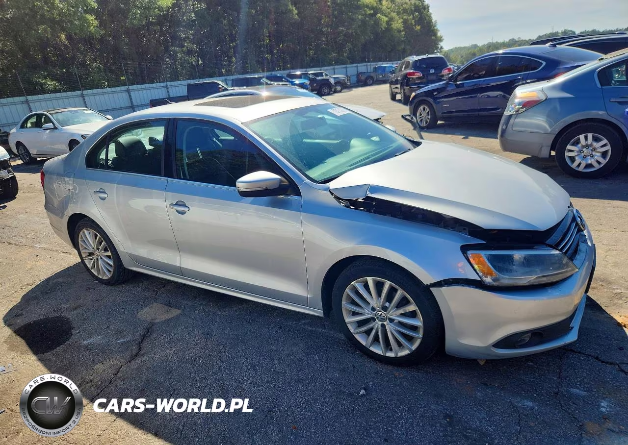 2013 Volkswagen Jetta Tdi VIN:3VWLL7AJ2DM247332 - 4